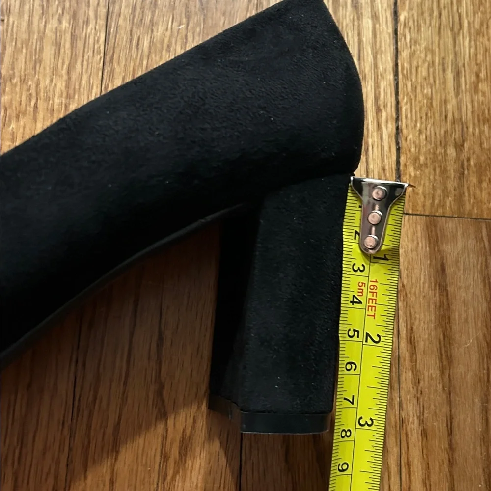Black Vegan Suede Elegant Women's Pumps- Jolie By J. Adams NIB size 7.5